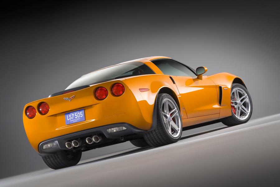  Chevrolet Corvette 2005 года  (фото 23 из 182)